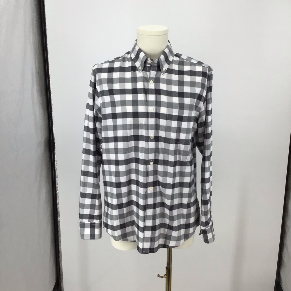 St. John’s BayClassic Gray Checkered Men's Shirt